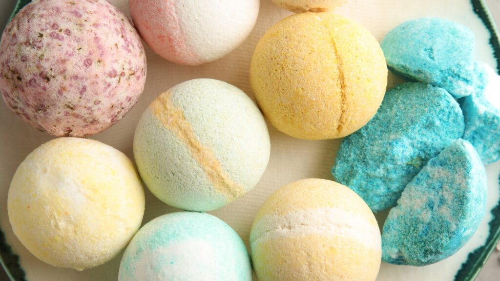best selling items on etsy bath bombs