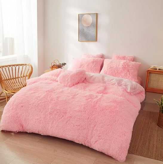 Pink fluffy comforter