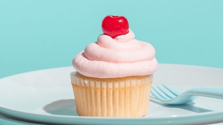 13 Insta Worthy Cupcake Decorating Ideas