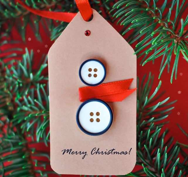 Button gift tags