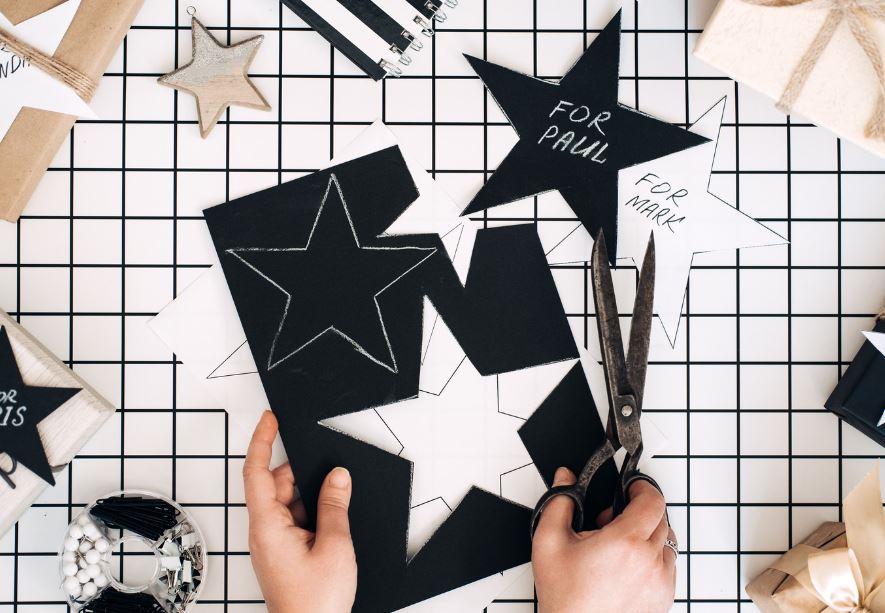 Star cut out gift tags