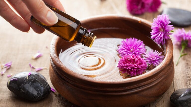 Top 10 Relaxing Essential Oils: And How To Use Them