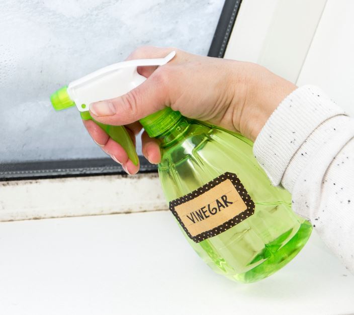 Ways To Use vinegar for cleaning